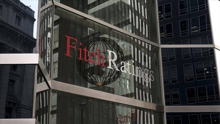 fitch-abdde-tuketici-harcamalari-yilin-ilk-yarisinda-yavasladi-ADwONH5O.jpg