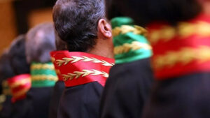 bakan tunc acikladi bin hakim ve savci yardimcisi alinacak 5W1QYxct.jpg