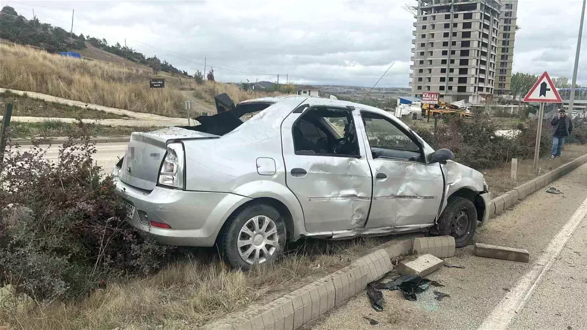 kastamonuda takla atan otomobilde 2 yarali PubQ2uCx.jpg