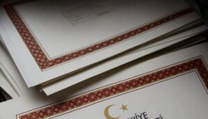 sahte e imza davasi tahliye edilen 5 sanik yeniden tutuklandi aMpmzRCB.jpg