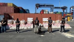 turkiye ile ispanyadan ortak operasyon fosil ununa emdirilmis 17 ton kokain ele gecirildi FmaeFkzL.jpg