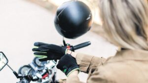 zorunluluk geldi eldiven arayisi artti zeY8MeDZ.jpg