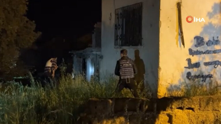 ihbara-giden-polis-ekiplerine-saldiri-2-polis-yaralandi-Oixh78p5