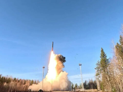 10 ulke imzayi atti avrupada yeni savunma koalisyonu resmen kuruldu NazD4a5v