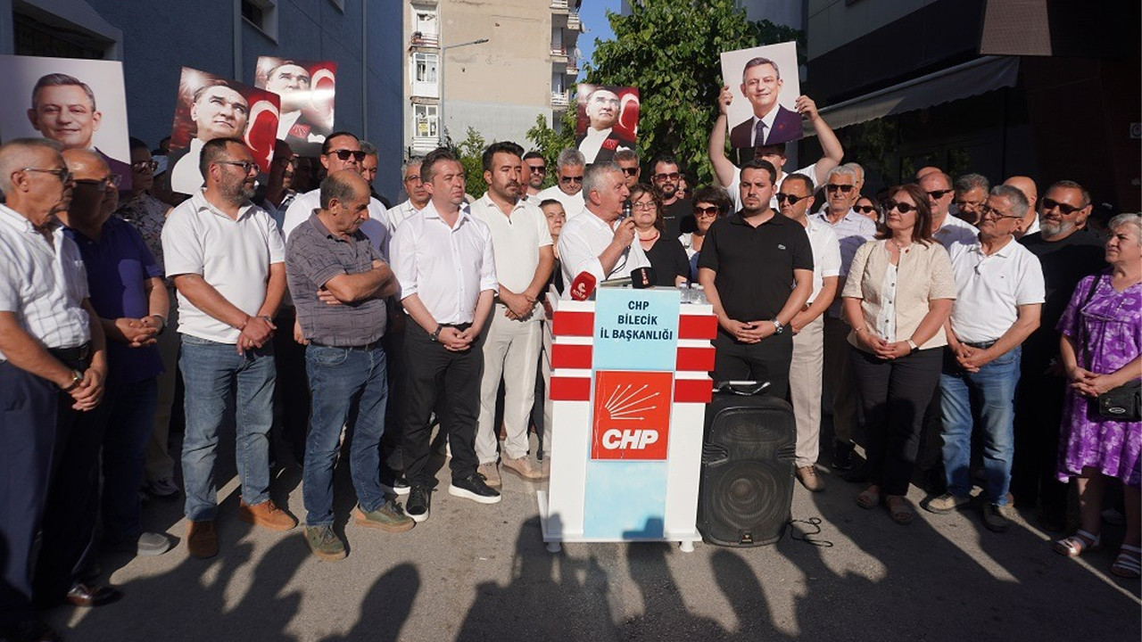 Gorevden alinan chp bilecik il baskani ozdemir bizim pusulamiz millettir rotamiz iktidardir BmRdKn4G