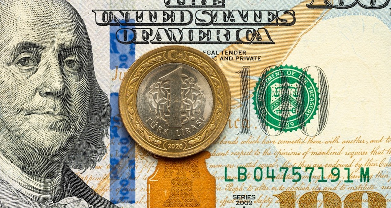 Dolar/TL atağa geçti: Bir rekor daha kırdı